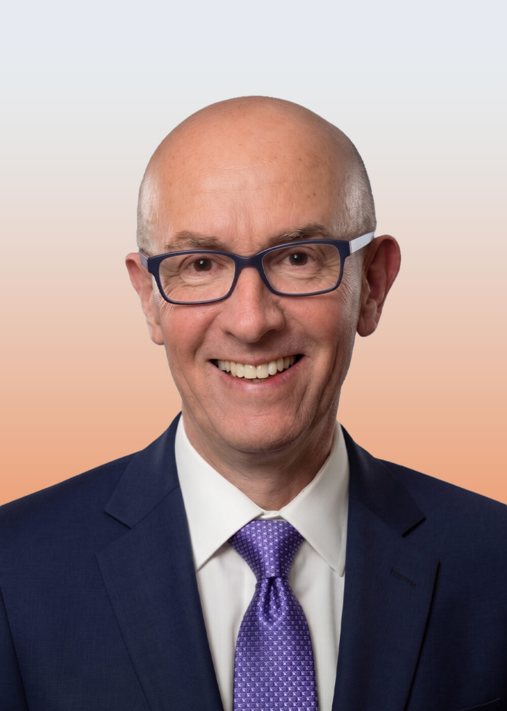 Portrait image of Darren Lee